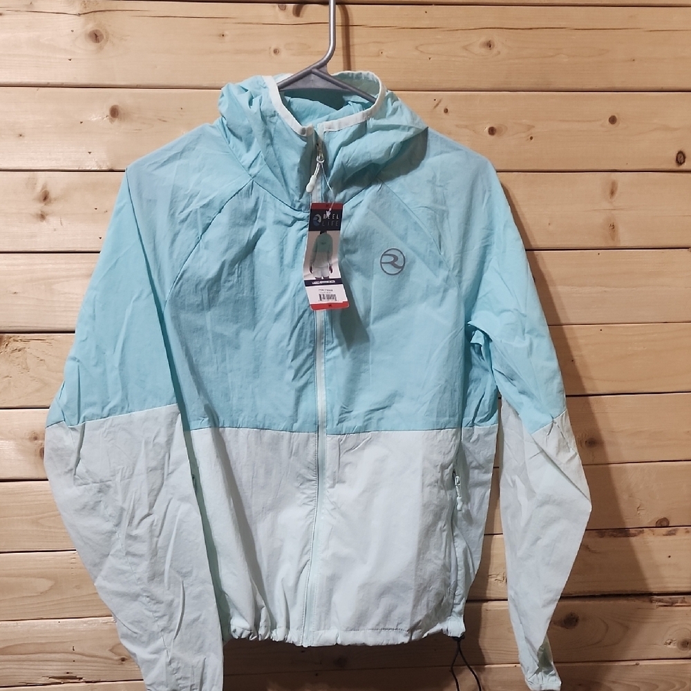 Reel Life Ladies Windbreaker Size Medium NWT